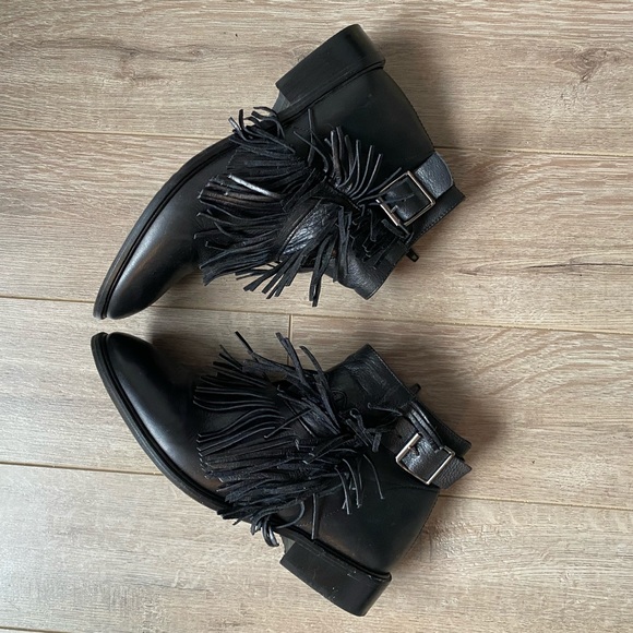 Black fringed leather booties - Picture 2 of 15